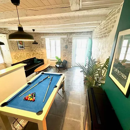Maison Climatisee Centre-ville - 4 Pers. - Fr-1-246a-380 * Le Château-dʼOléron